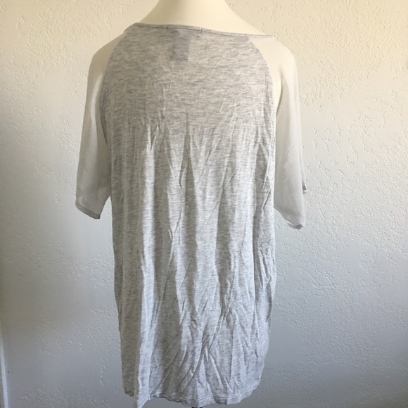 Design History Women’s scoop neck tee size XL - Picture 7 of 8